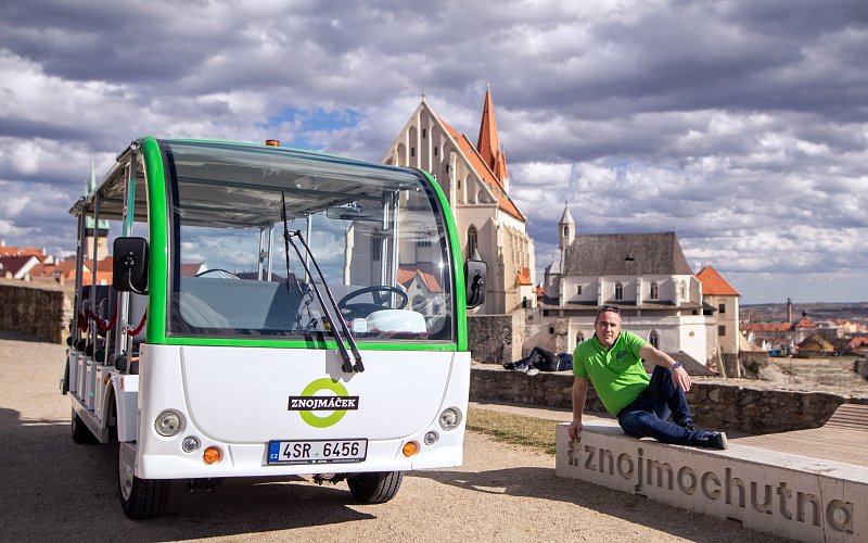 Zlatá ochutnávka při zážitkové jízdě Znojmem